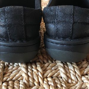 born tahoe clog